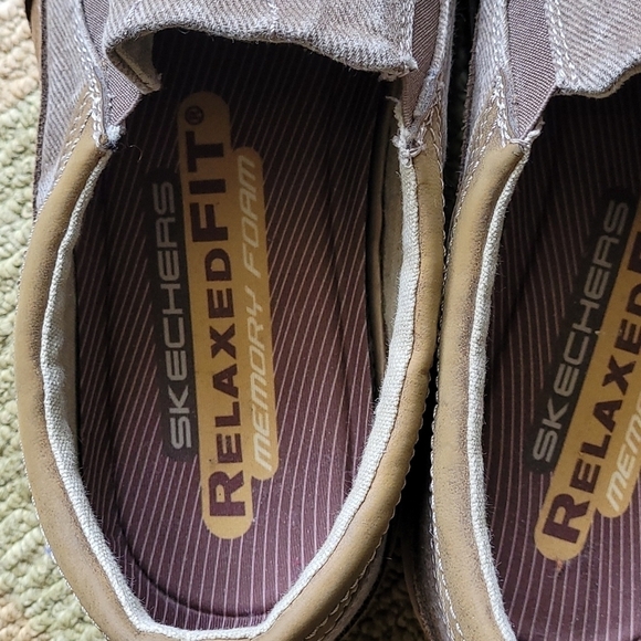 Skechers Landen - Stellar Slip on loafer in brown. - Picture 3 of 11